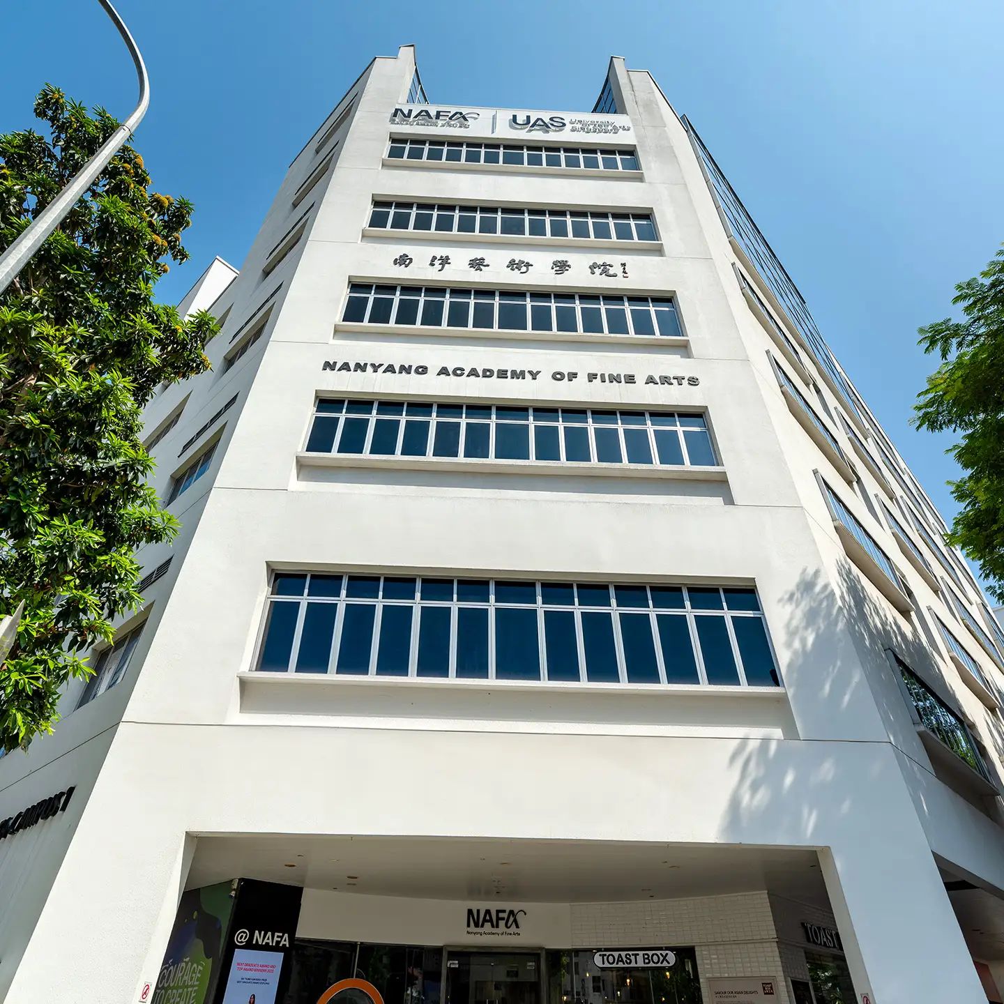 slide-sec-3-3